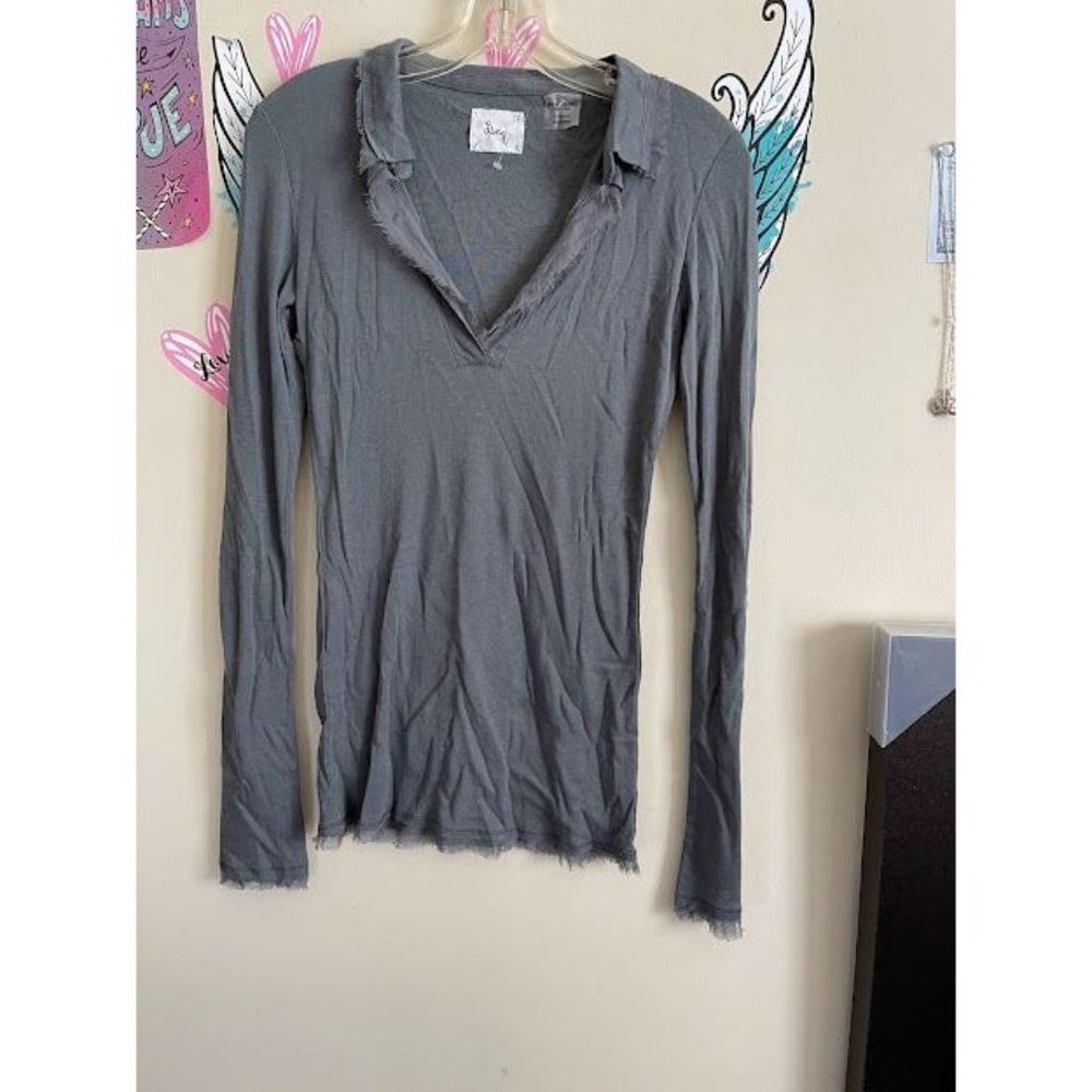 Women's Ling blouse with Raw Hem